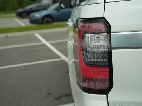 Used 2020 Ford Expedition Platinum AWD/4WD image 49