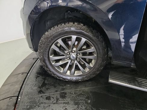 Used 2021 Ford Expedition Limited AWD/4WD image 30