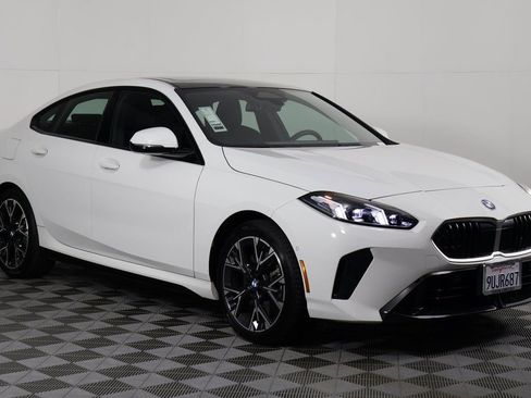 Used 2025 BMW 228i xDrive w/ Premium Package AWD/4WD image 3