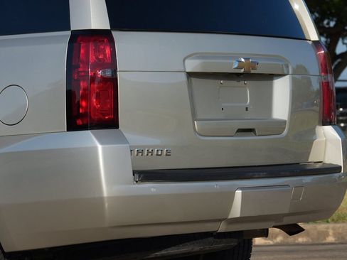 Used 2017 Chevrolet Tahoe LT w/ Luxury Package RWD image 32