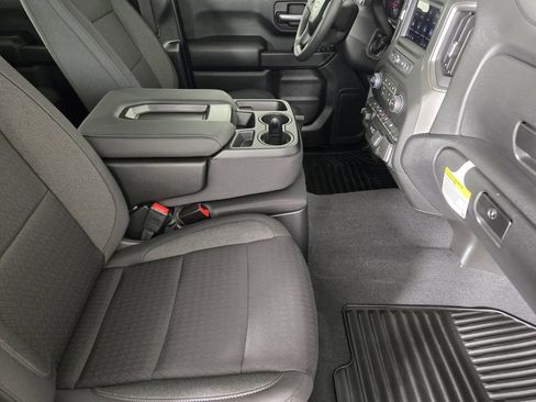 New 2026 Chevrolet Silverado 2500 Custom w/ Custom Value Package AWD/4WD image 15