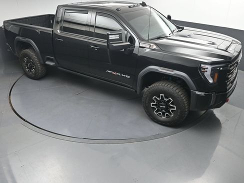 Used 2024 GMC Sierra 2500 AT4X AWD/4WD image 33