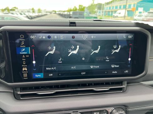 New 2025 Jeep Wrangler Unlimited Rubicon 392 image 24