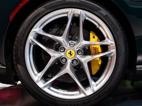 Certified 2022 Ferrari Roma image 15