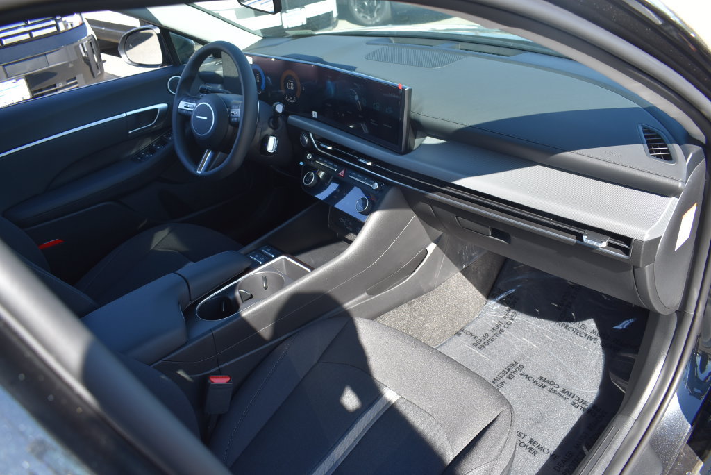 New 2027 Hyundai Sonata Blue FWD image 10