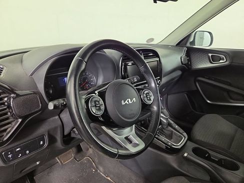 Certified 2022 Kia Soul EX FWD image 13