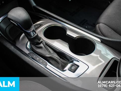 Used 2024 Chevrolet Malibu LT FWD image 35