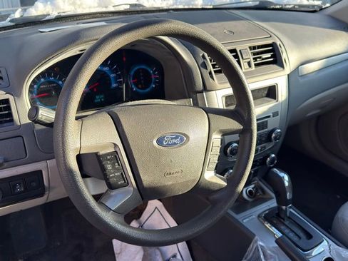 Used 2011 Ford Fusion SE w/ 202A Rapid Spec Order Code image 9