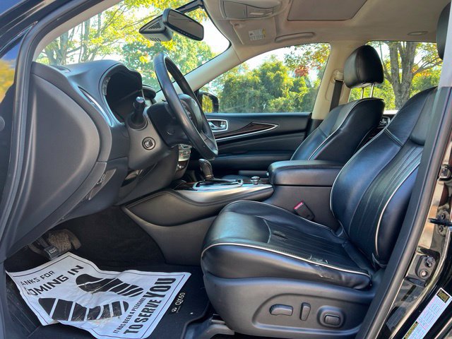Used 2017 INFINITI QX60 FWD w/ Deluxe Technology Package image 11