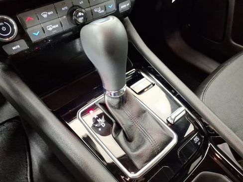 Used 2023 Jeep Compass Limited AWD/4WD image 25