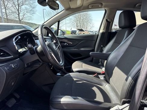 Used 2018 Buick Encore Preferred image 13
