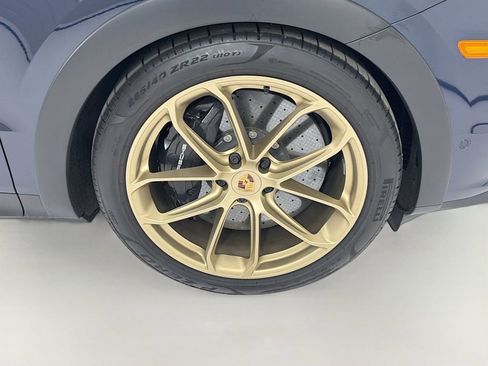 Certified 2025 Porsche Cayenne Turbo GT image 37