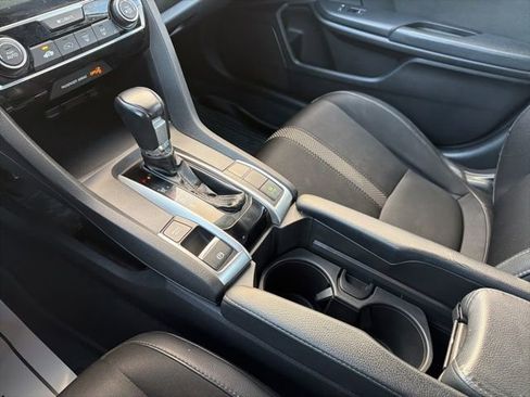 Used 2020 Honda Civic Sport image 31