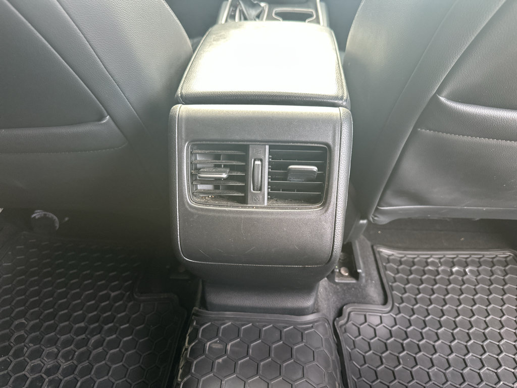 Used 2018 Honda Accord Touring image 35