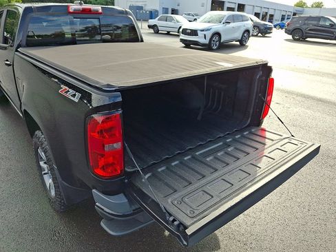Used 2018 Chevrolet Colorado Z71 AWD/4WD image 29