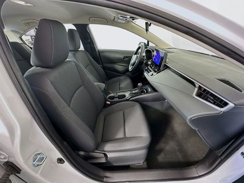 Used 2024 Toyota Corolla LE image 27