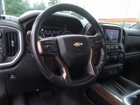 Used 2020 Chevrolet Silverado 3500 High Country w/ Z71 Off-Road Package image 15
