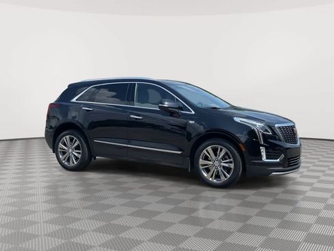 Certified 2024 Cadillac XT5 Premium Luxury w/ LPO, Floor Liner Package AWD/4WD image 2