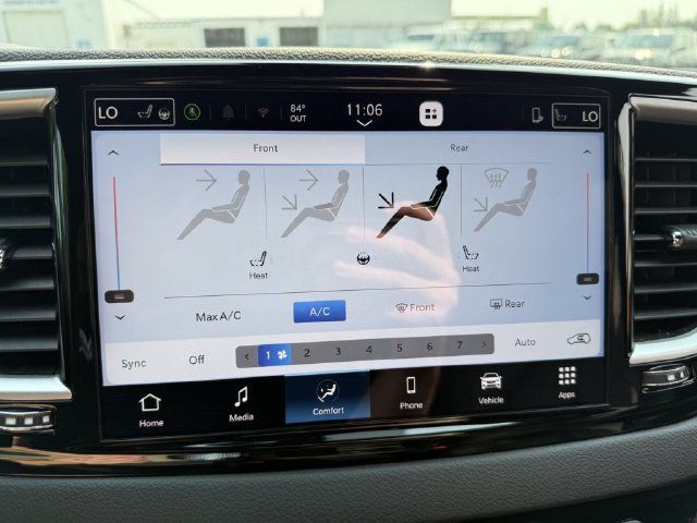Used 2026 Chrysler Pacifica Select FWD image 27