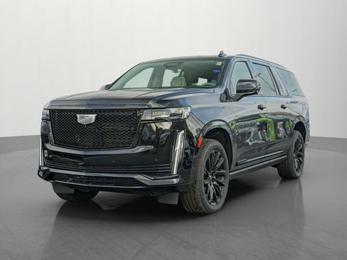 Used 2024 Cadillac Escalade ESV Sport Platinum image 3