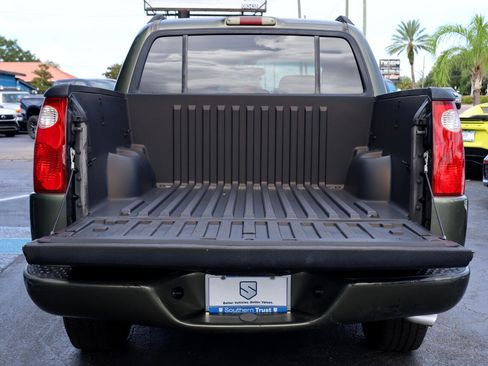 Used 2004 Ford Explorer Sport Trac XLT image 13