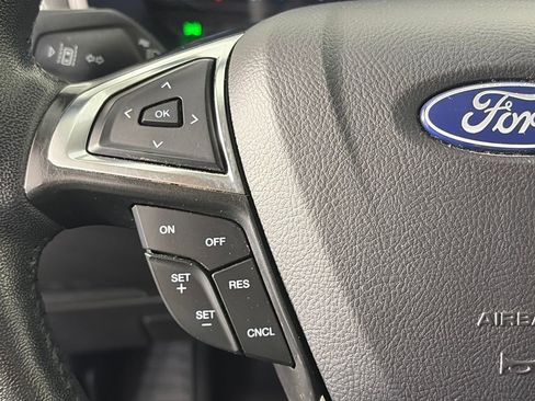 Certified 2024 Ford Edge SEL image 17