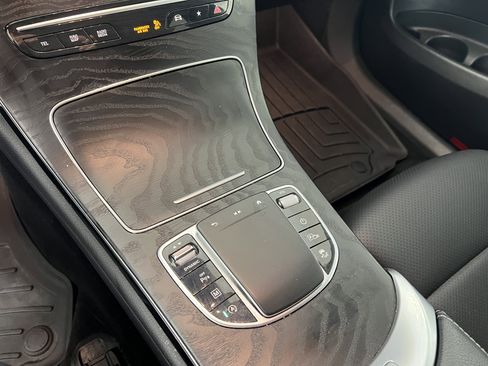 Used 2022 Mercedes-Benz GLC 300 4MATIC image 32