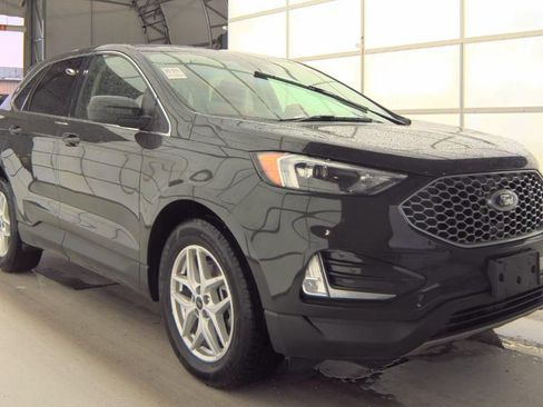 Used 2023 Ford Edge SEL w/ Convenience Package AWD/4WD image 3