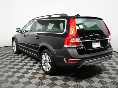 Used 2016 Volvo XC70 T5 Premier w/ Proximity Package AWD/4WD image 27