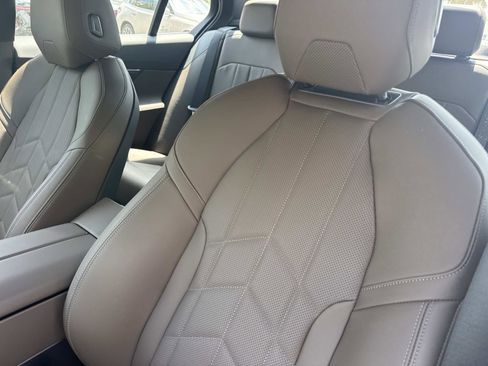 Certified 2026 BMW 530i xDrive w/ Premium Package image 19