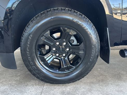 Certified 2019 Chevrolet Tahoe LS AWD/4WD image 40