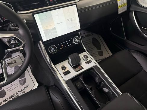 New 2024 Jaguar XF R-Dynamic SE AWD/4WD image 37