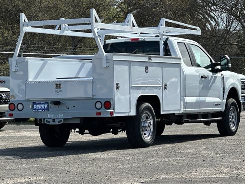 New 2025 Ford F350 XL w/ XL Chrome Package AWD/4WD image 3