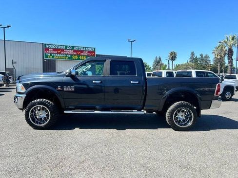 Used 2016 RAM 2500 Laramie AWD/4WD image 9