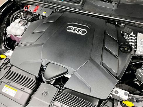 Certified 2025 Audi Q7 3.0T Premium Plus w/ Premium Plus Package image 29