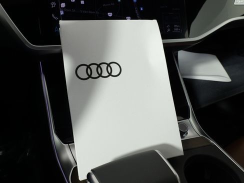 Used 2025 Audi A6 2.0T Premium image 61