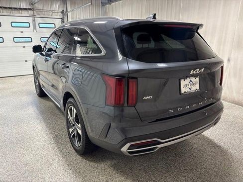 Used 2022 Kia Sorento SX Prestige w/ Panoramic Sunroof Package AWD/4WD image 6