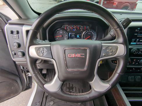 Used 2018 GMC Sierra 1500 SLE w/ SLE Value Package image 29