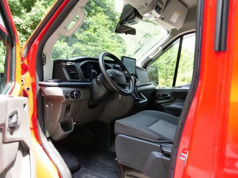 Used 2023 Ford Transit 350 XL AWD/4WD image 19