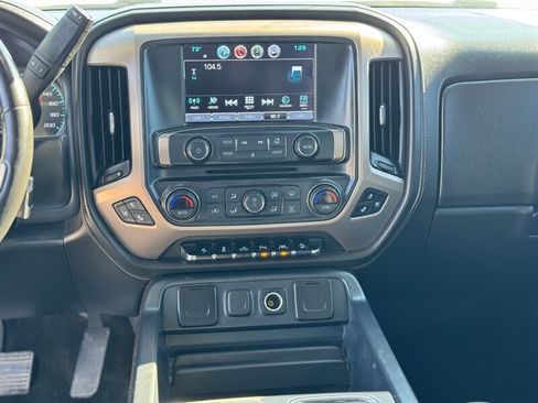 Used 2017 GMC Sierra 1500 Denali image 8