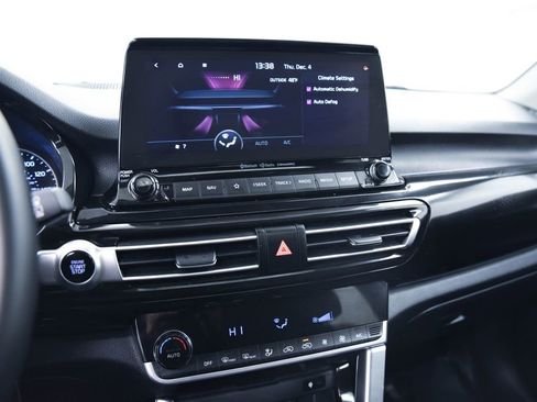 Used 2023 Kia Seltos EX image 17