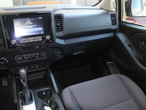 Used 2022 Nissan Frontier S w/ Technology Package AWD/4WD image 10