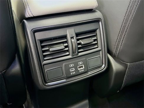 New 2025 Subaru Forester Limited image 28