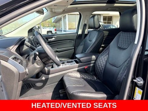 Used 2024 Ford Edge Titanium w/ Equipment Group 301A AWD/4WD image 4