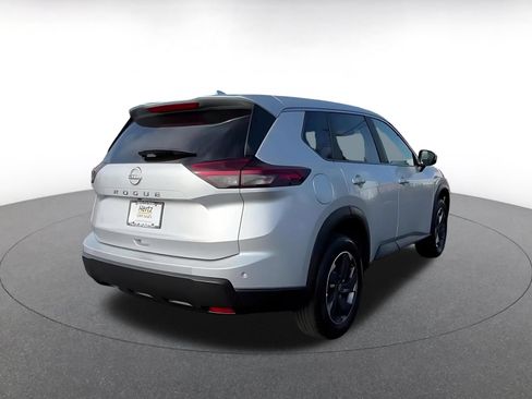 Used 2025 Nissan Rogue SV FWD image 14