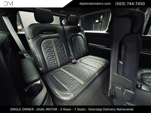 Used 2025 Rivian R1S Adventure AWD/4WD image 23