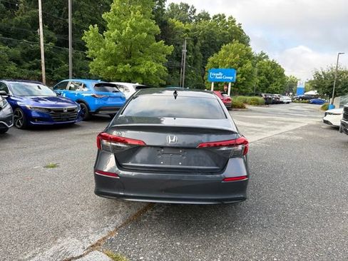Used 2022 Honda Civic EX image 7