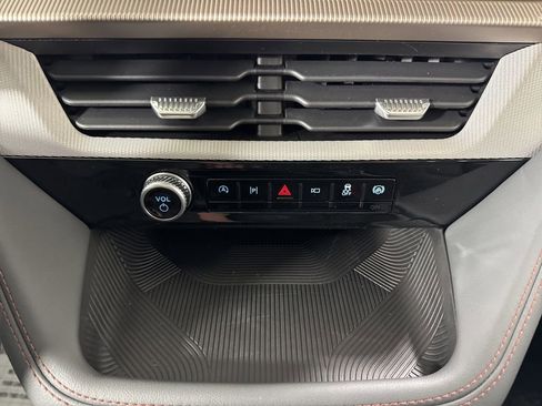 New 2026 Ford Explorer Active w/ Active Comfort Package AWD/4WD image 27