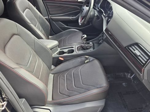 Certified 2023 Volkswagen Jetta GLI Autobahn FWD image 17