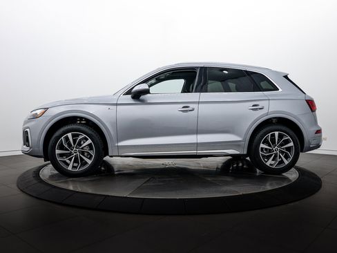 Certified 2023 Audi Q5 2.0T Premium Plus w/ Premium Plus Package AWD/4WD image 6